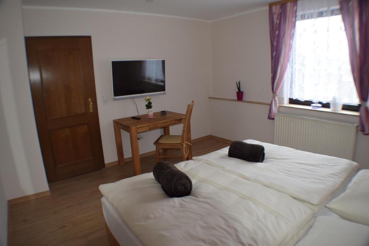 Hotel Buergergesellschaft Betzdorf Экстерьер фото